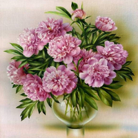 Без бренда «Пионы в круглой прозрачной вазе (20шт)» в Рязани